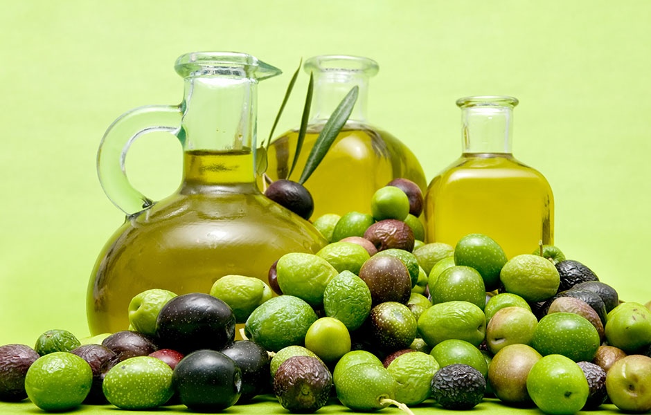 Click here to buyAmazon Brand - Happy Belly Extra Virgin Olive Oil, Mediterranean Blend for amazing skin and hair anti aging recipes. Fight The Aging Process With Anti Aging & Hair Strengthening Foods That You Need To Be Eating. From Olive Oil to Plant Milks, taking on problem with nature.