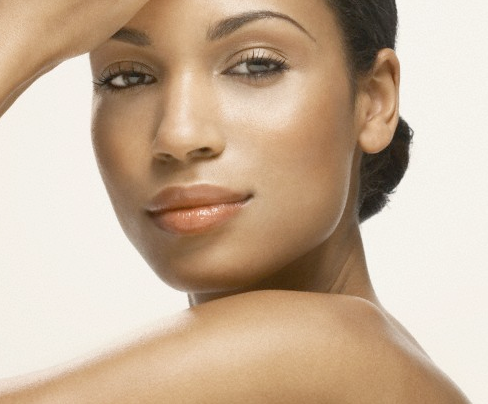 Click here to buy Grapeseed Oil by Sky Organics for cleansing oil The Cleansing Oil Method uses cleansing oils to properly and accurately cleanse your face. This is perfect if you suffer from hyperpigmentation, sensitive skin, and/ or breakouts.